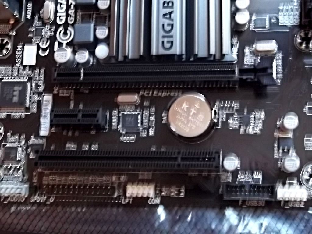 Graphics card slots